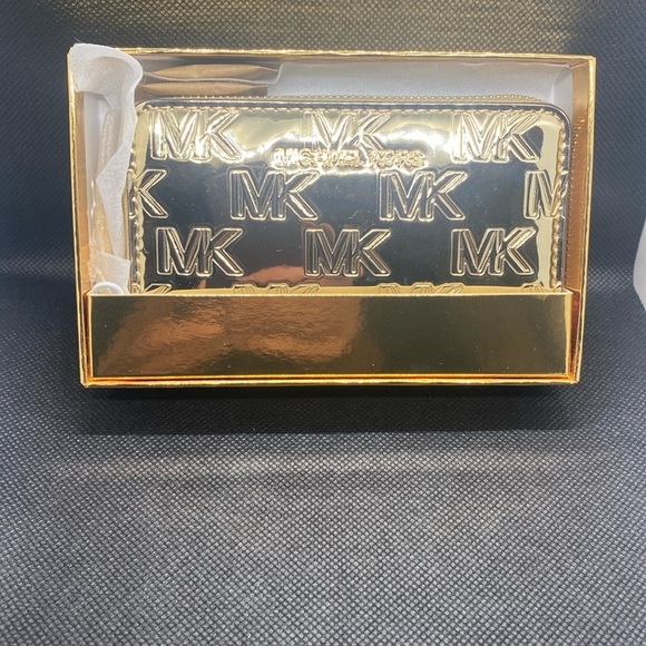 ⭐️MICHAEL KORS⭐️Pale Gold Jet Set Small Zip Around Card Case In Gift Box/NWT - Picture 2 of 9
